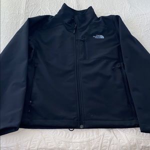 Men’s North Face size medium